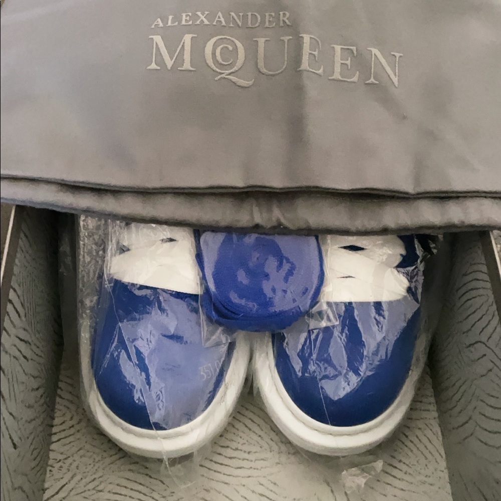 Sneaker